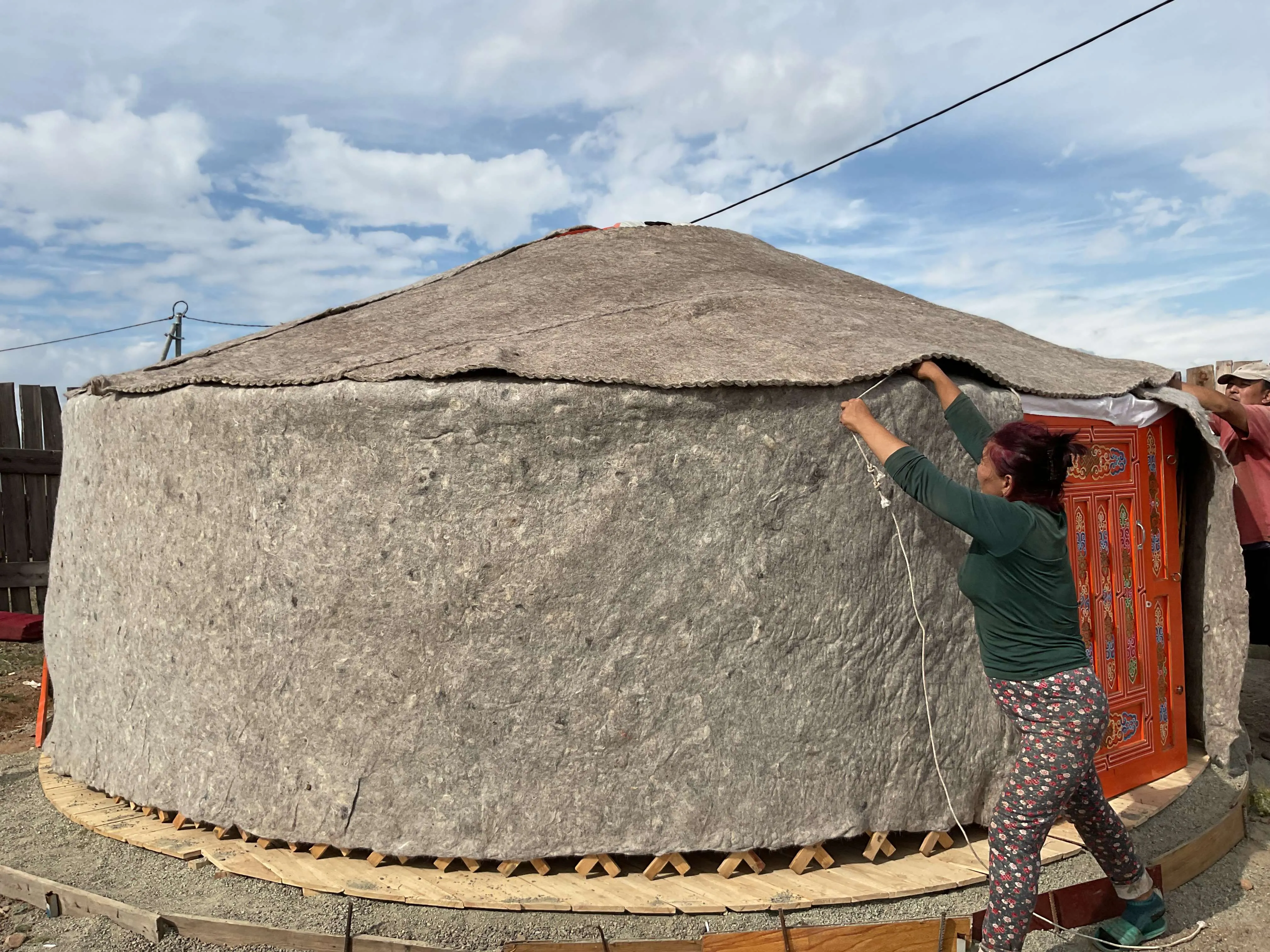 The construction of the new dwelling tent